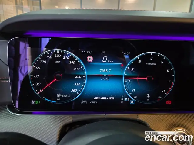 Mercedes-Benz AMG GT 2021 4.0 автомат (гидро), миниатюра 3