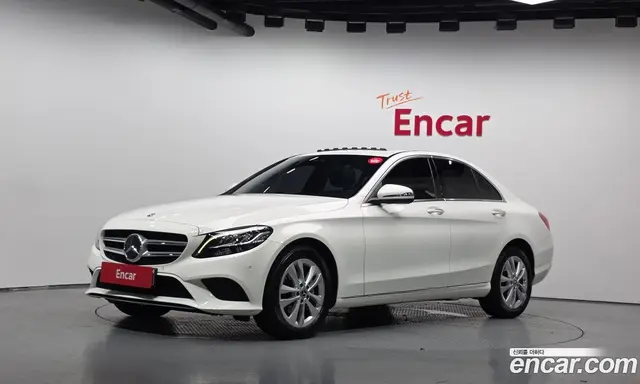 Mercedes-Benz C-Class 2019 1.9 автомат (гидро), миниатюра 1