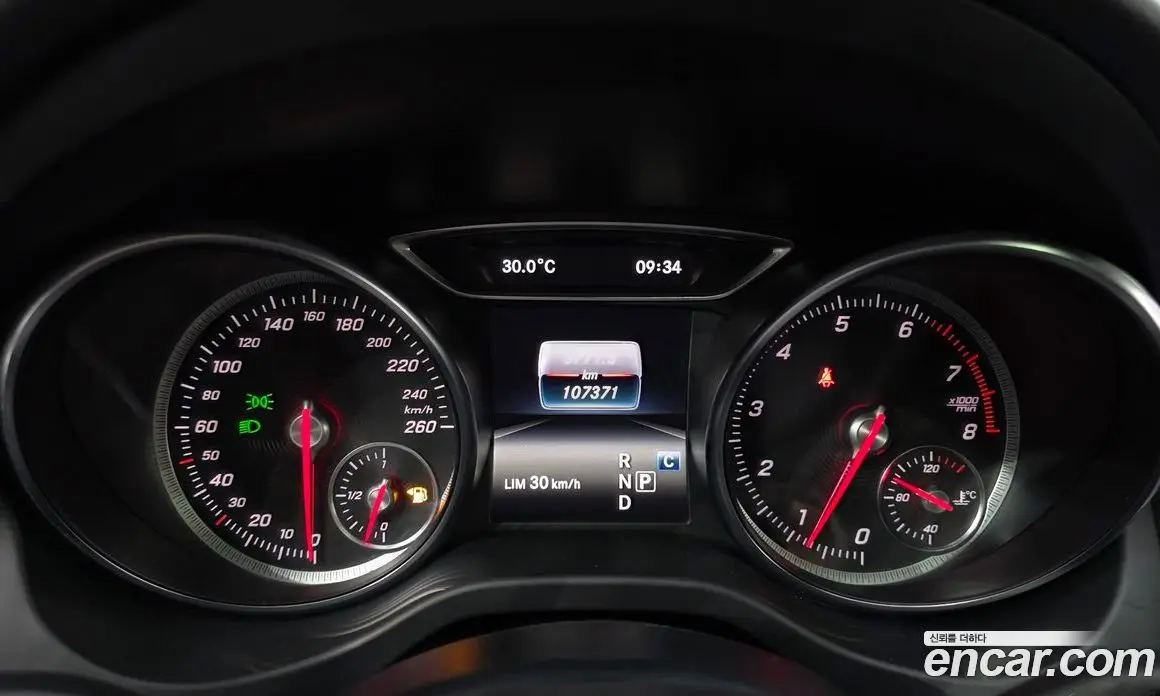 Mercedes-Benz CLA-Class 2018 2.0 автомат (гидро), фото 11