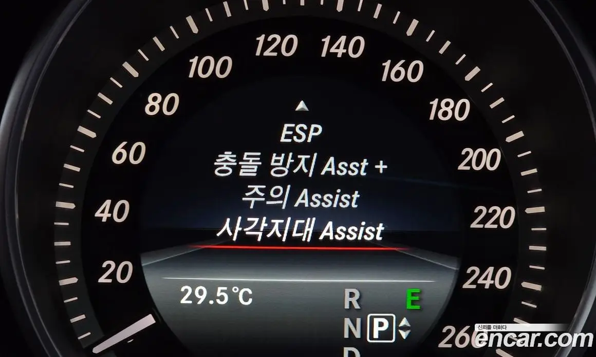 Mercedes-Benz E-Class 2016 3.5 автомат (гидро), фото 16