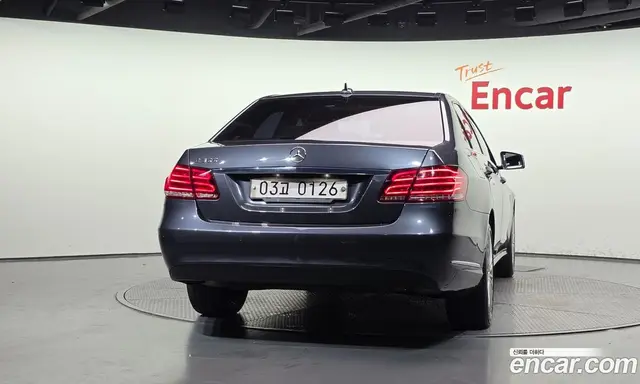 Mercedes-Benz E-Class 2016 3.5 автомат (гидро), миниатюра 4