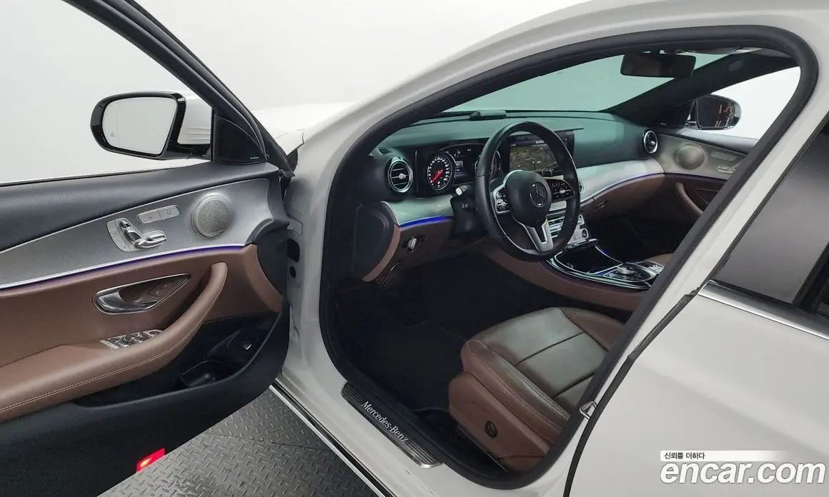 Mercedes-Benz E-Class 2018 2.0 автомат (гидро), фото 13