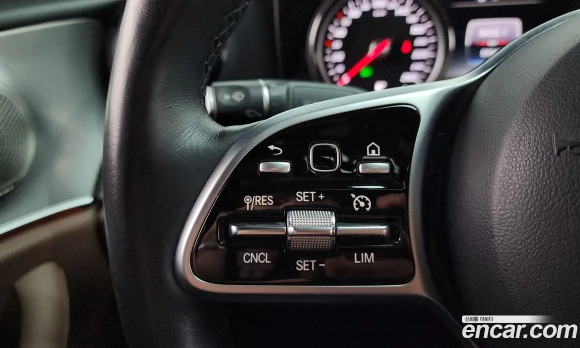 Mercedes-Benz E-Class 2018 2.0 автомат (гидро), фото 22