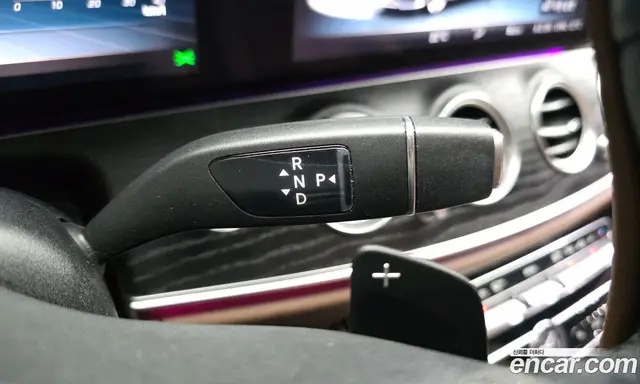 Mercedes-Benz E-Class 2019 2.0 автомат (гидро), миниатюра 9
