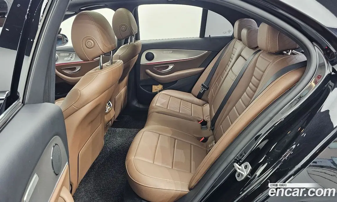 Mercedes-Benz E-Class 2019 2.0 автомат (гидро), фото 17