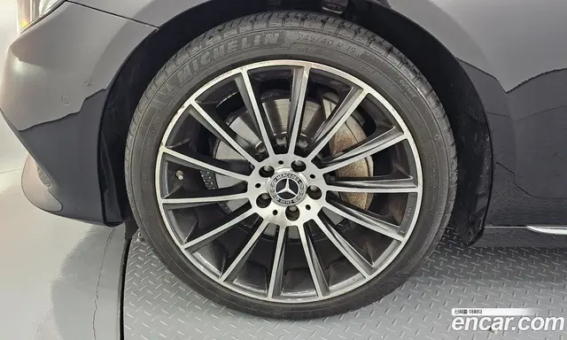 Mercedes-Benz E-Class 2019 2.0 автомат (гидро), миниатюра 4