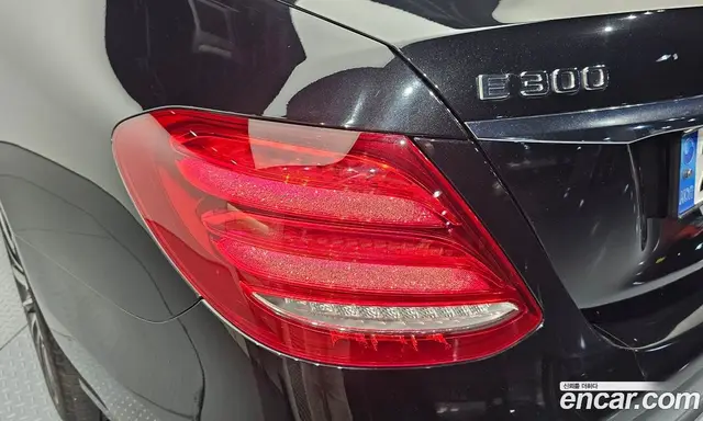 Mercedes-Benz E-Class 2019 2.0 автомат (гидро), миниатюра 8