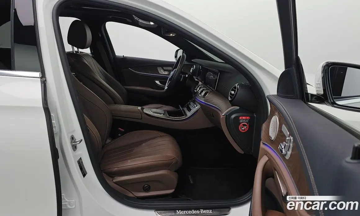 Mercedes-Benz E-Class 2023 2.0 автомат (гидро), фото 17