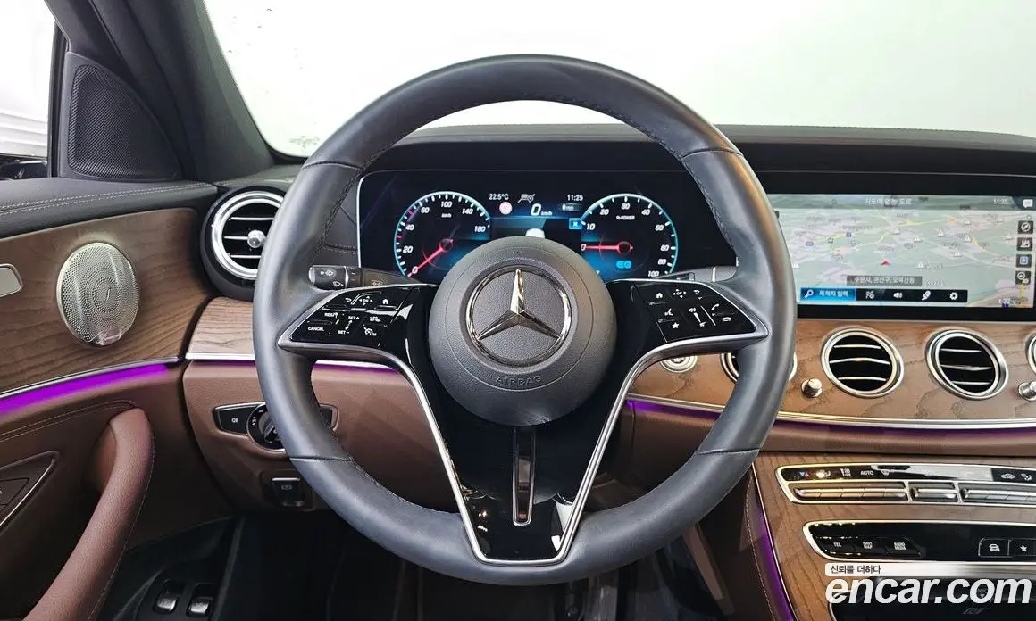 Mercedes-Benz E-Class 2023 2.0 автомат (гидро), фото 19