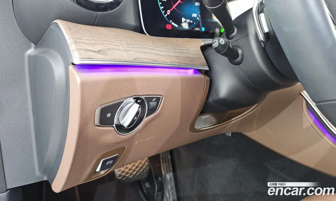 Mercedes-Benz E-Class 2023 2.0 автомат (гидро), фото 27