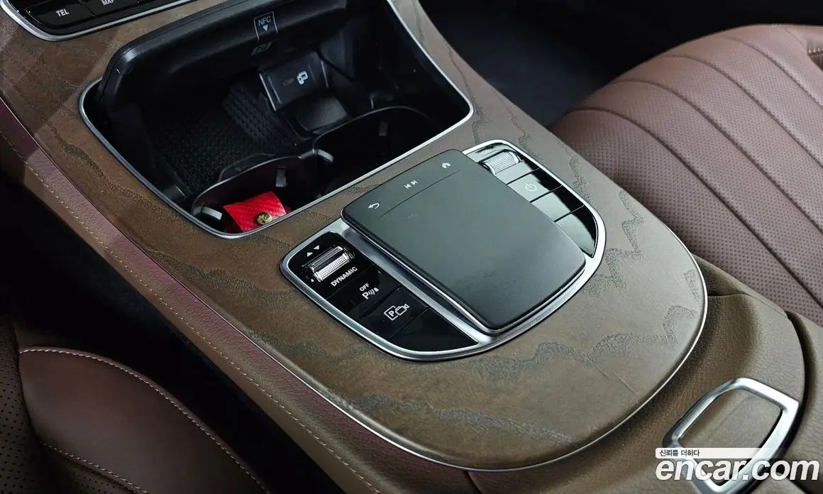 Mercedes-Benz E-Class 2023 2.0 автомат (гидро), фото 29