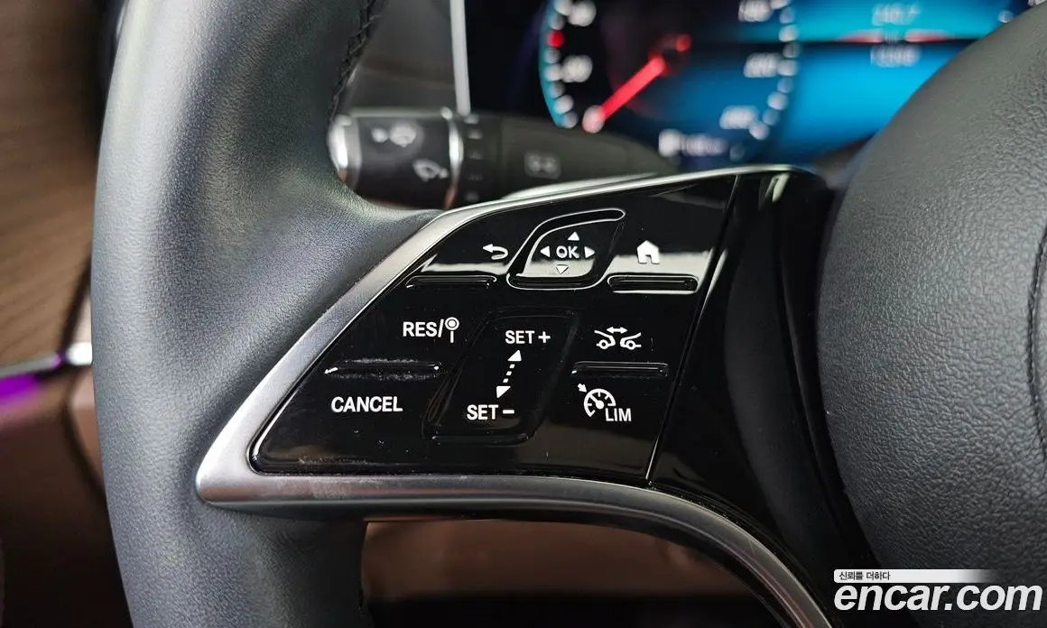 Mercedes-Benz E-Class 2023 2.0 автомат (гидро), фото 30