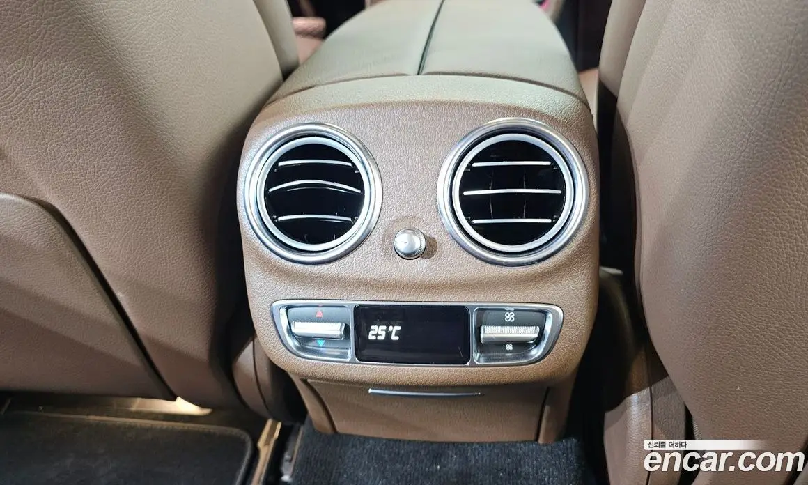 Mercedes-Benz E-Class 2023 2.0 автомат (гидро), фото 31