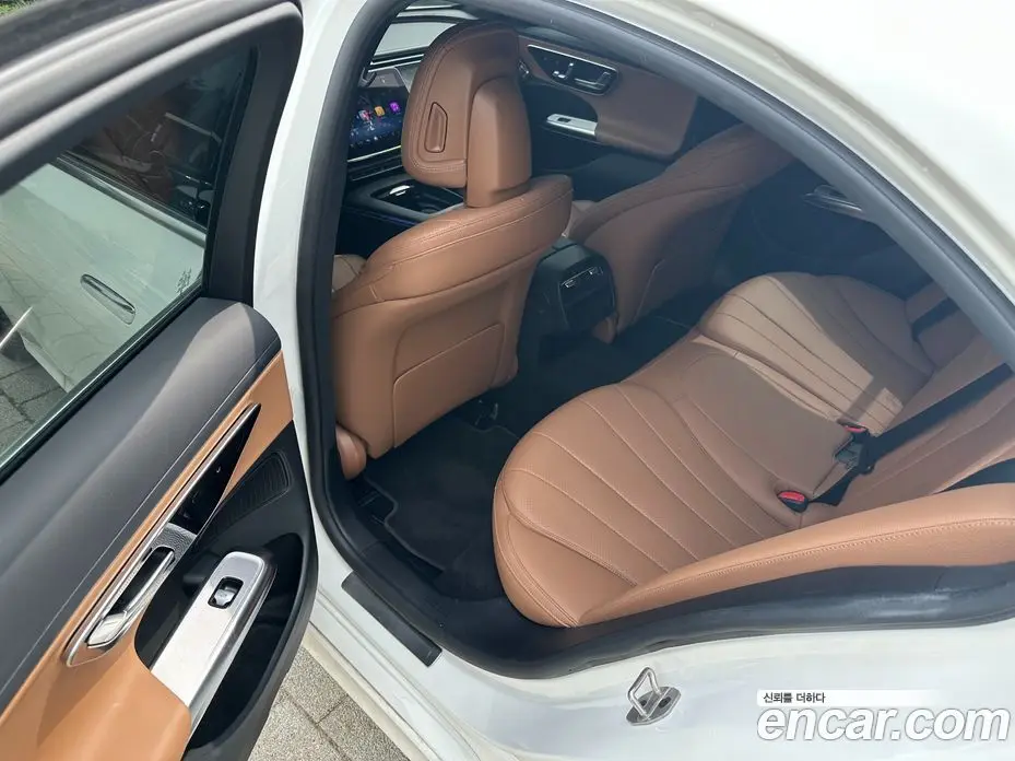 Mercedes-Benz E-Class 2024 2.0 автомат (гидро), фото 13