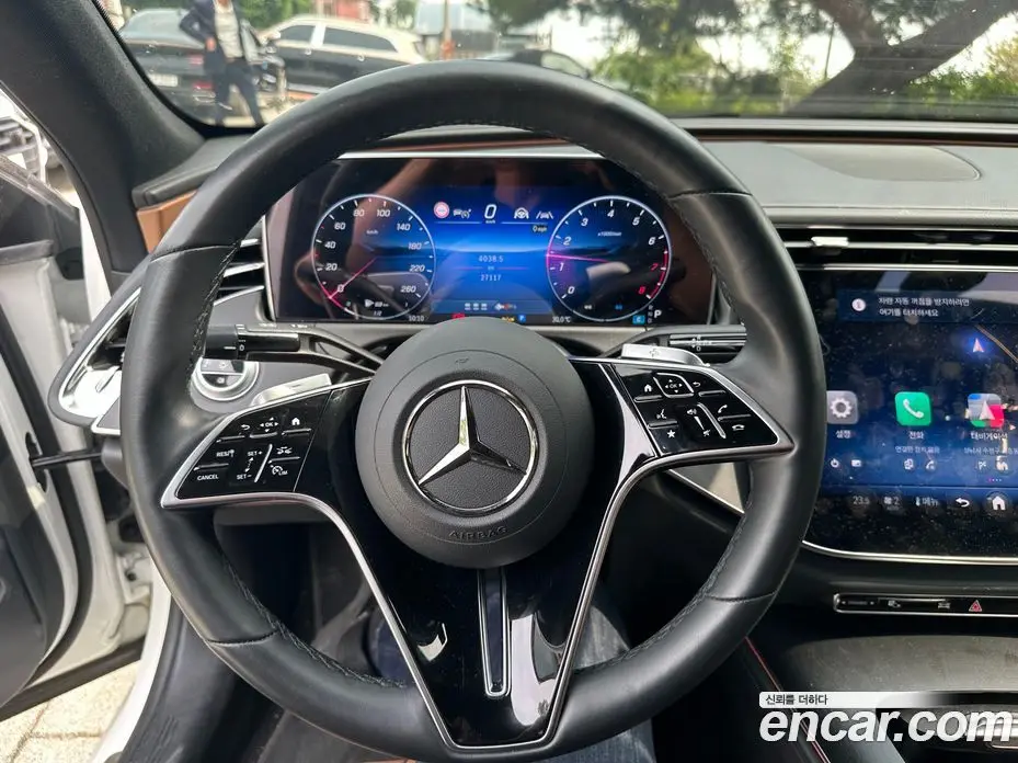 Mercedes-Benz E-Class 2024 2.0 автомат (гидро), фото 10