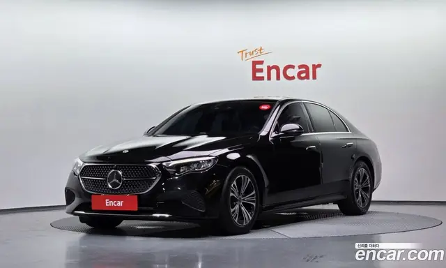 Mercedes-Benz E-Class 2024 2.0 автомат (гидро), миниатюра 1