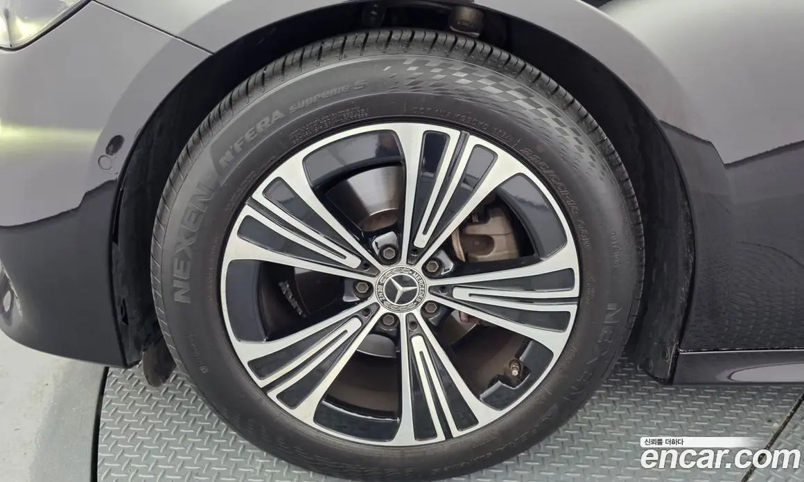 Mercedes-Benz E-Class 2024 2.0 автомат (гидро), фото 5