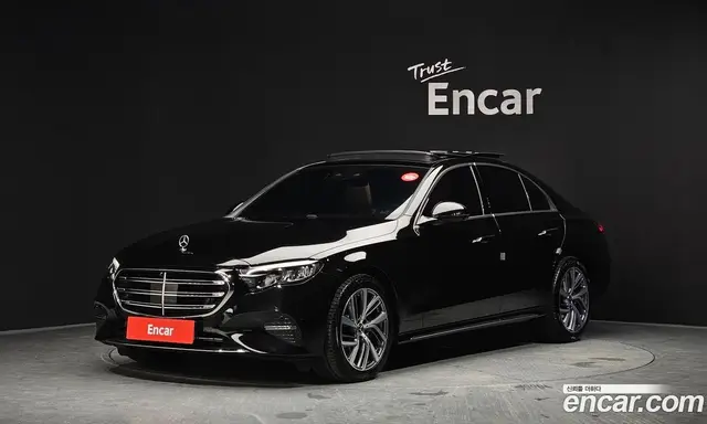 Mercedes-Benz E-Class 2025 2.0 автомат (гидро), миниатюра 1