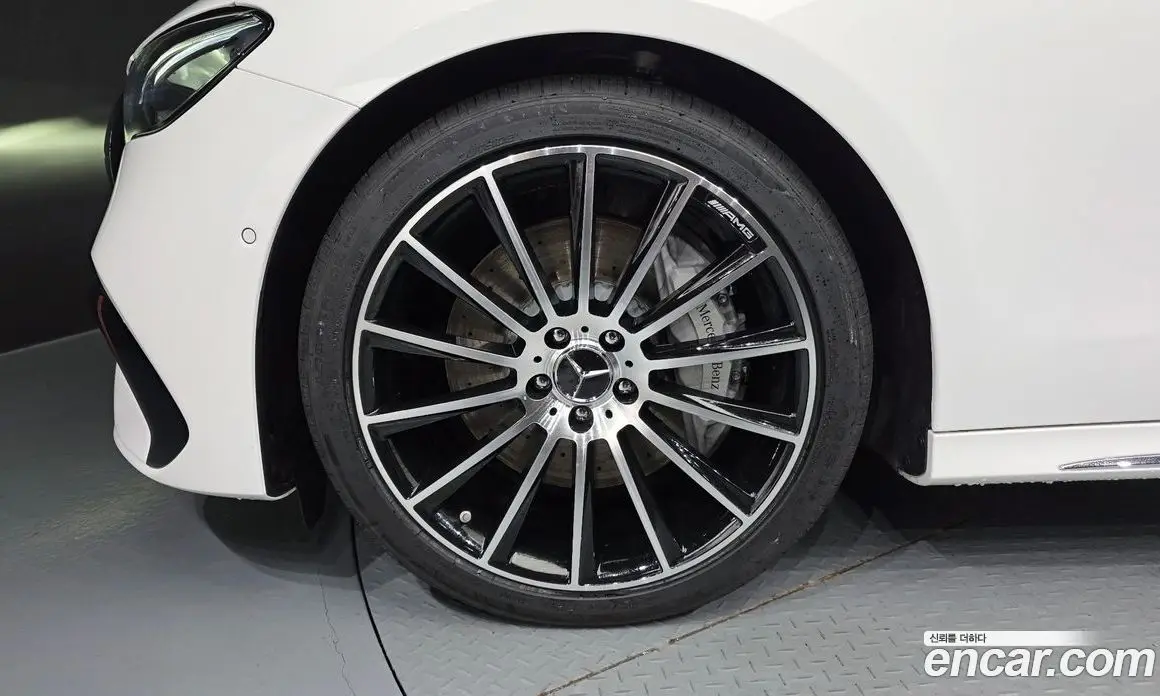 Mercedes-Benz E-Class 2026 2.0 автомат (гидро), фото 5