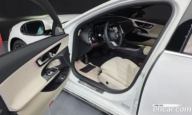 Mercedes-Benz E-Class 2026 2.0 автомат (гидро), миниатюра 10