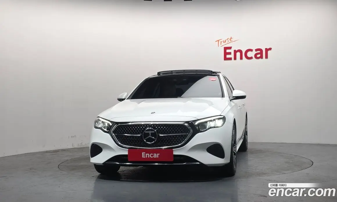 Mercedes-Benz E-Class 2026 2.0 автомат (гидро), фото 3