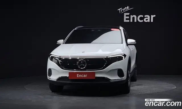 Mercedes-Benz EQA 2023 0.2 автомат (гидро), миниатюра 2