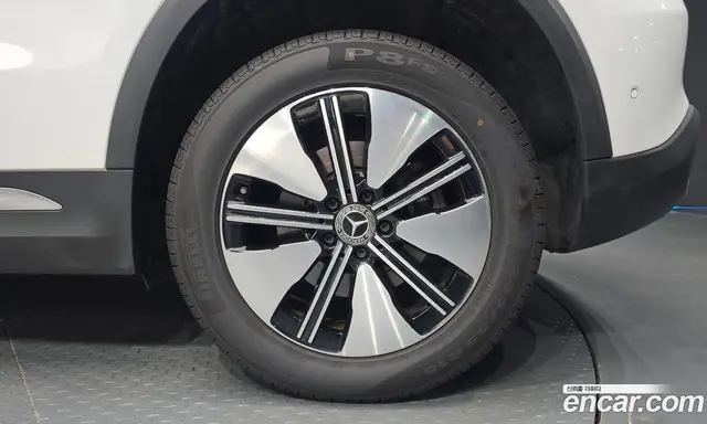 Mercedes-Benz EQA 2023 0.2 автомат (гидро), миниатюра 6