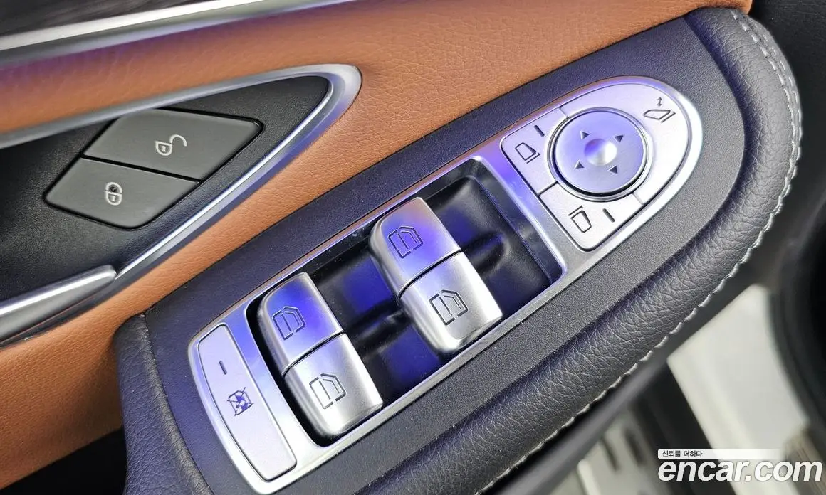 Mercedes-Benz GLC-Class 2023 2.0 автомат (гидро), фото 30
