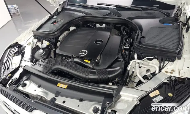 Mercedes-Benz GLC-Class 2023 2.0 автомат (гидро), миниатюра 5