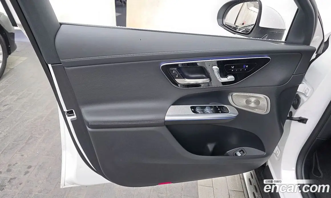 Mercedes-Benz GLC-Class 2024 2.0 автомат (гидро), фото 14