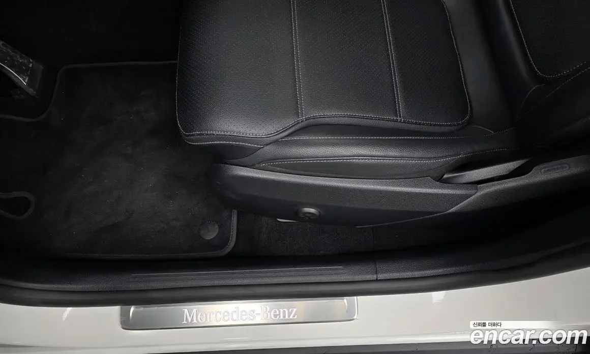 Mercedes-Benz GLC-Class 2024 2.0 автомат (гидро), фото 32