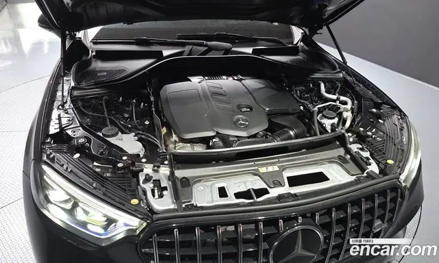 Mercedes-Benz GLC-Class 2024 2.0 автомат (гидро), миниатюра 6