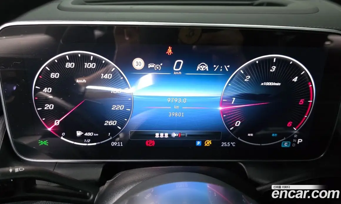 Mercedes-Benz GLC-Class 2024 2.0 автомат (гидро), фото 8