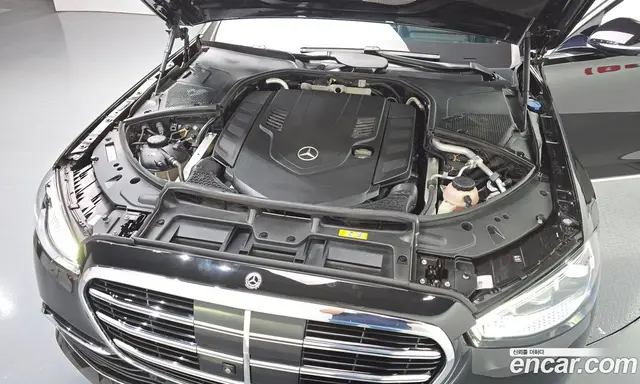 Mercedes-Benz S-Class 2021 4.0 автомат (гидро), миниатюра 5