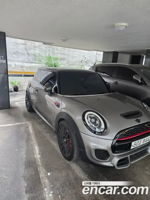 Mini Cooper 2017 2.0 автомат (гидро), миниатюра 1