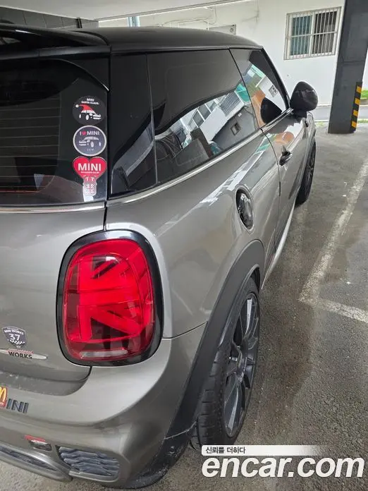 Mini Cooper 2017 2.0 автомат (гидро), миниатюра 2