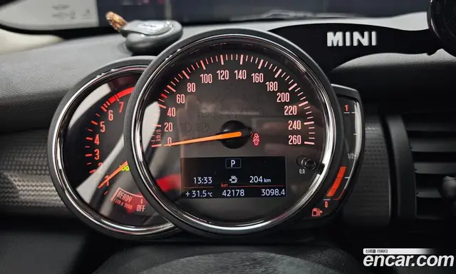 Mini Cooper 2020 1.5 автомат (гидро), миниатюра 11
