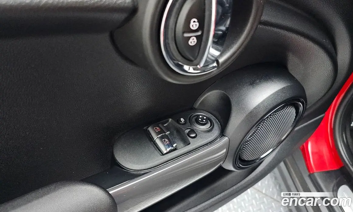 Mini Cooper 2020 1.5 автомат (гидро), фото 28