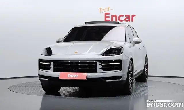 Porsche Cayenne 2024 3.0 автомат (гидро), миниатюра 3