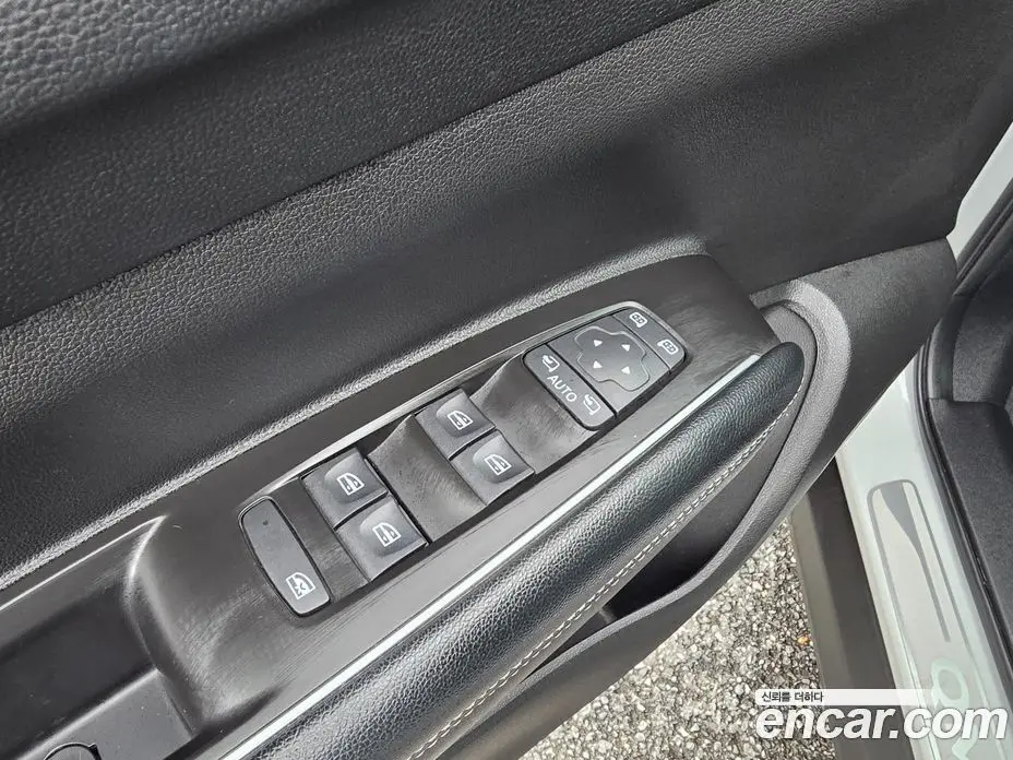 Renault (Samsung) QM6 2022 2.0 автомат (гидро), фото 17