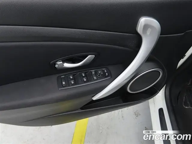 Renault (Samsung) SM3 2010 1.6 автомат (гидро), миниатюра 12