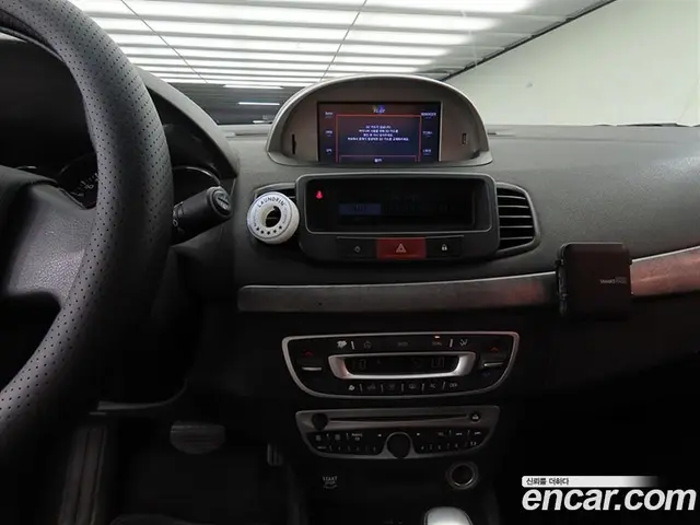Renault (Samsung) SM3 2010 1.6 автомат (гидро), миниатюра 10