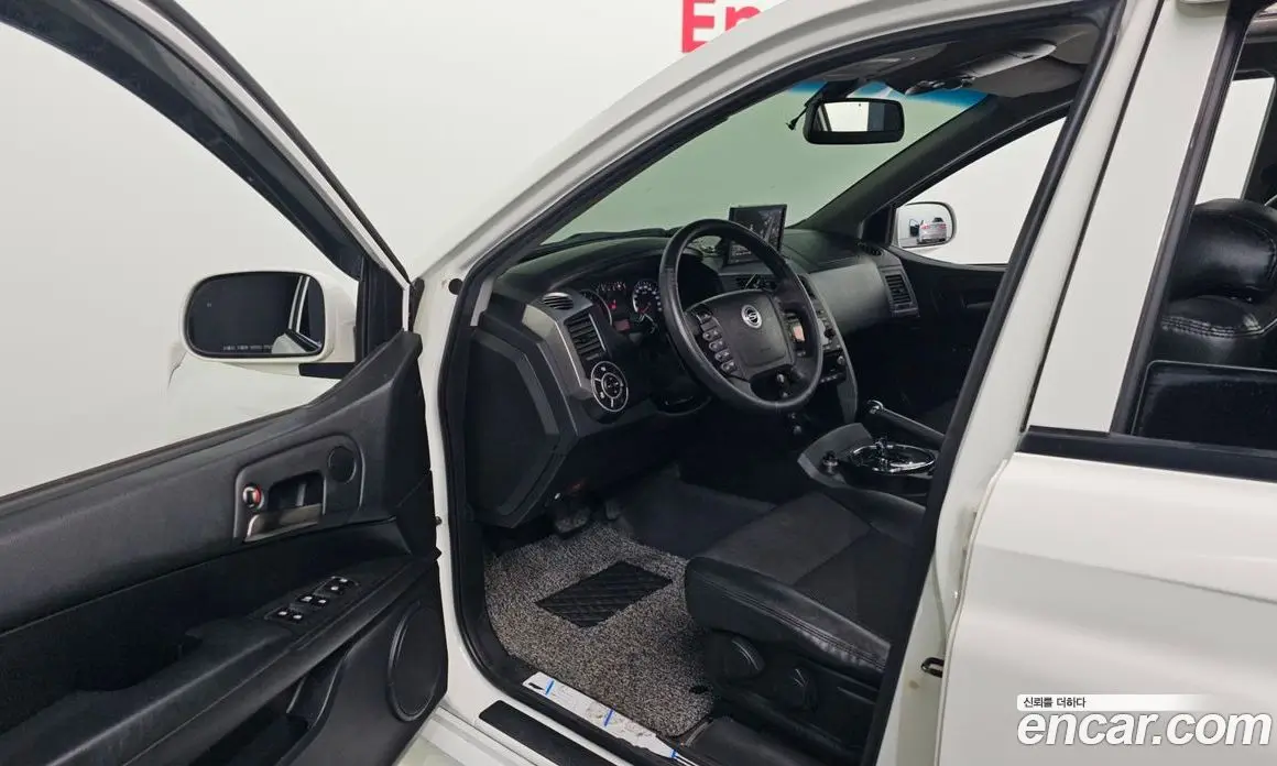 SsangYong Korando 2012 2.0 автомат (гидро), фото 13