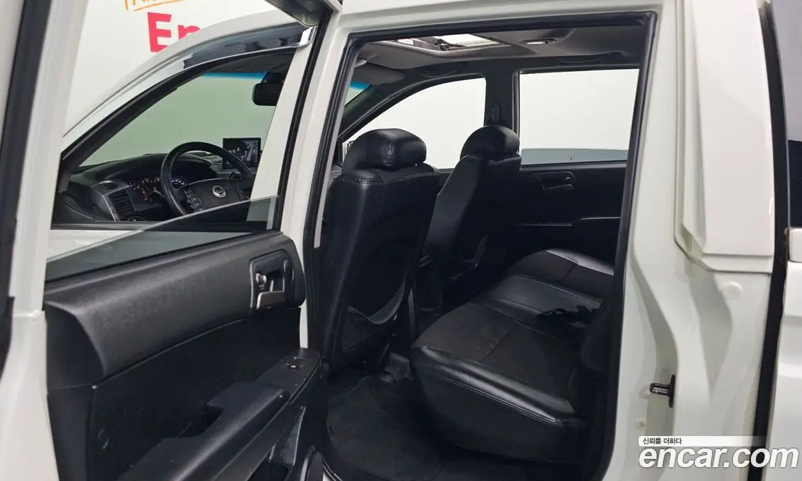 SsangYong Korando 2012 2.0 автомат (гидро), фото 17