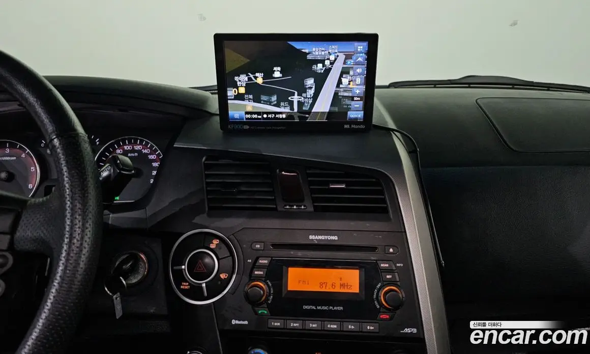 SsangYong Korando 2012 2.0 автомат (гидро), фото 20