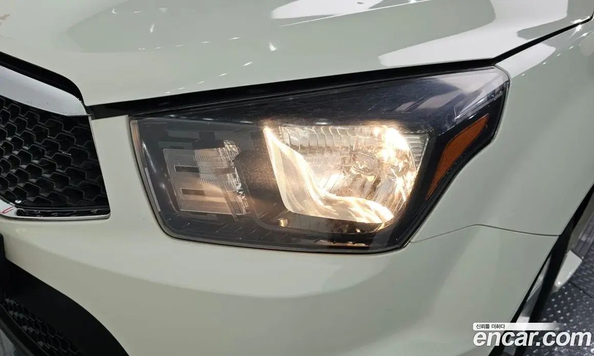 SsangYong Korando 2012 2.0 автомат (гидро), фото 8