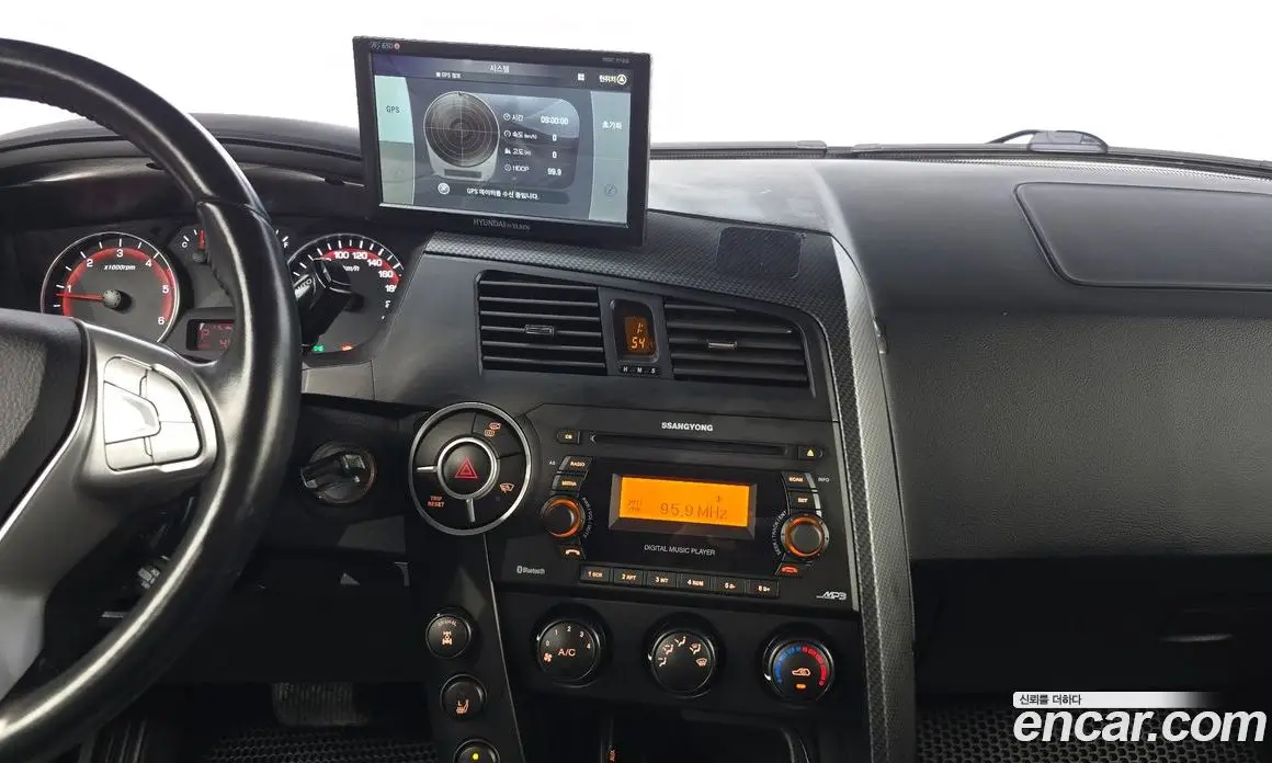 SsangYong Korando 2015 2.0 автомат (гидро), фото 19