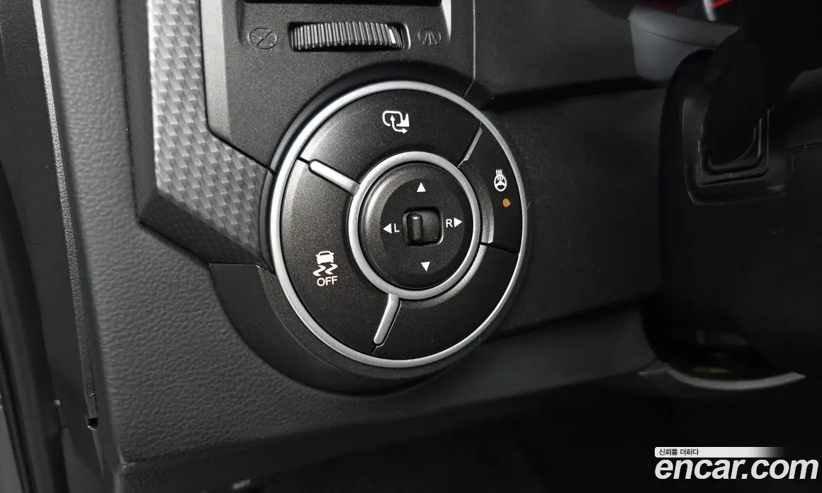 SsangYong Korando 2015 2.0 автомат (гидро), фото 27