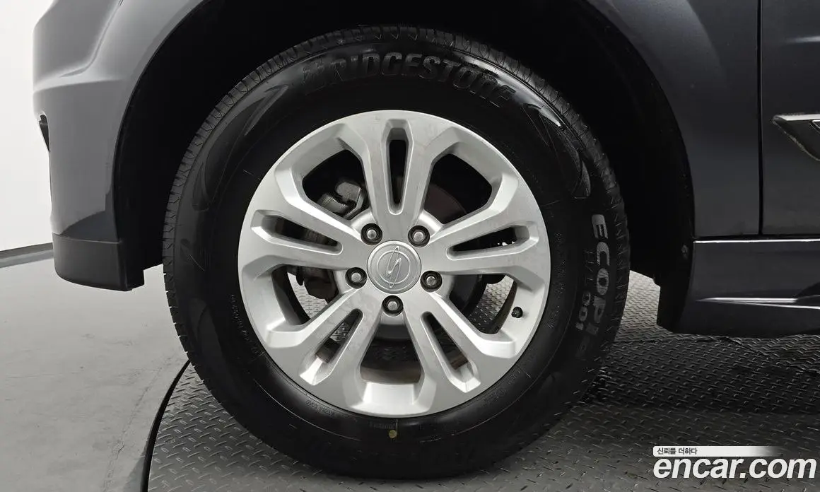 SsangYong Korando 2015 2.0 автомат (гидро), фото 4