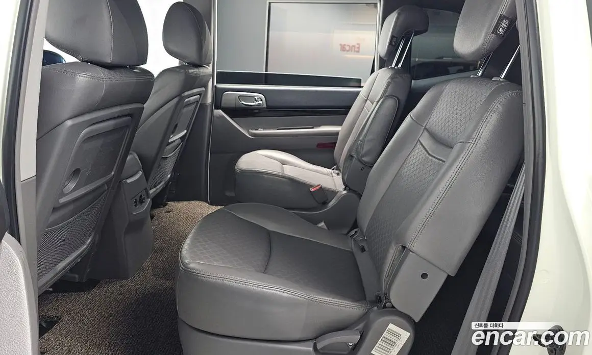 SsangYong Korando 2016 2.2 автомат (гидро), фото 17